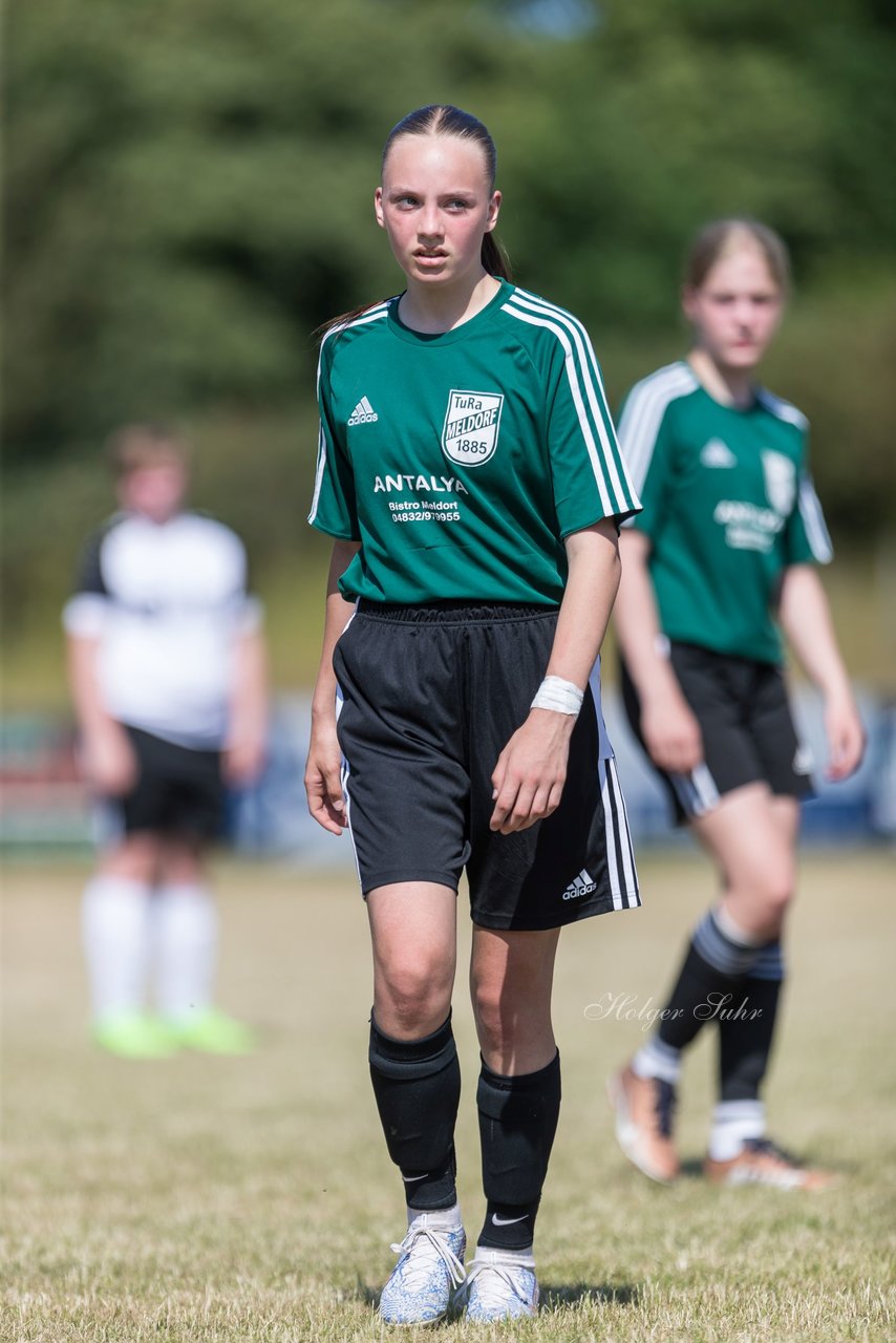 Bild 204 - wBJ TuRa Meldorf/Buesum - JFV Luebeck : Ergebnis: 1:0